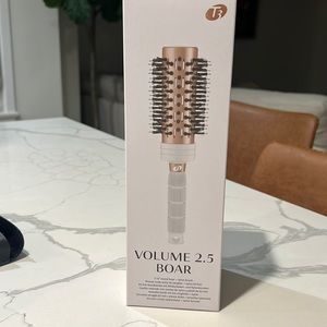 T3 volume 2.5 boar brush